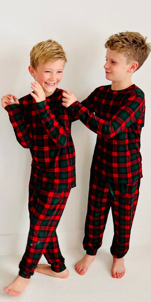 Kids Everyday Loose Holiday Plaid Jogger & Long Sleeve Shirt Set
