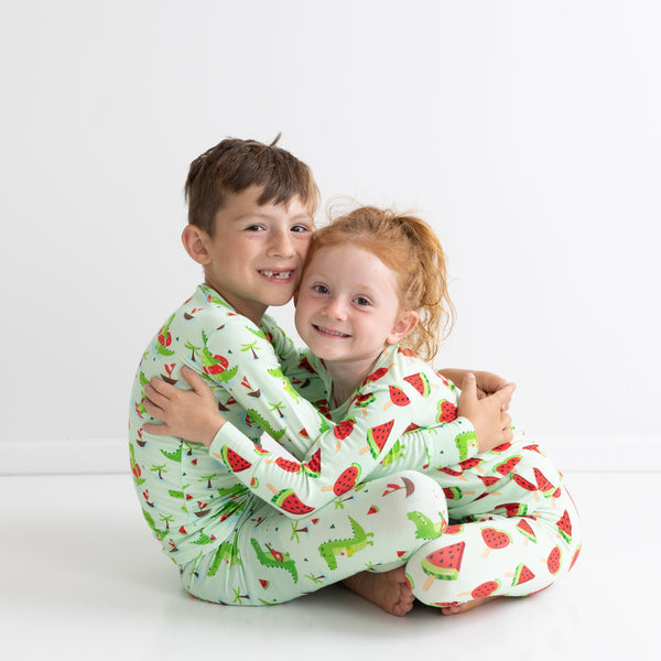 Alligator Two-Piece Bamboo Viscose Pajama Set