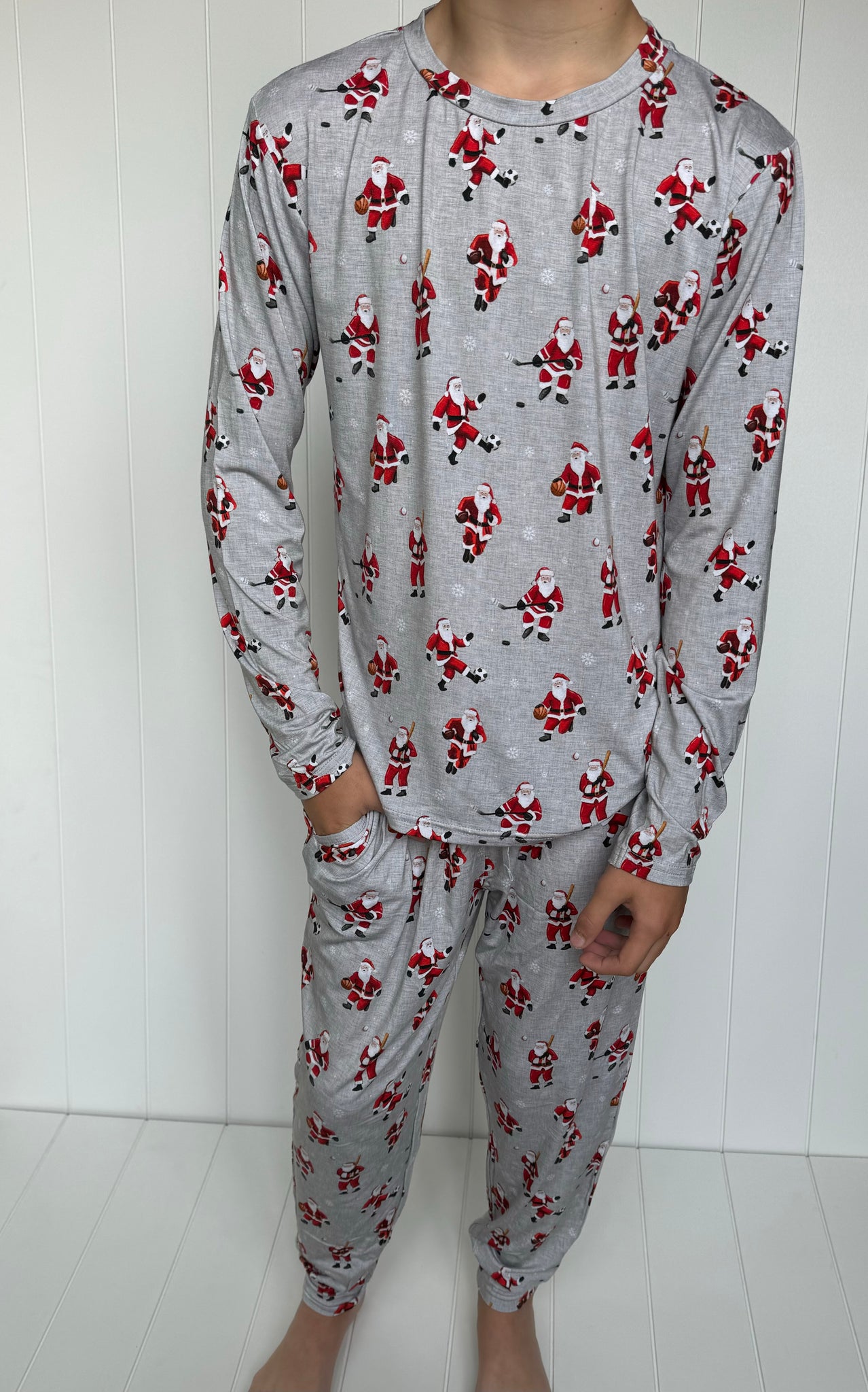 Kids Everyday Loose Sports Santa Bamboo Jogger & Long Sleeve Shirt Set