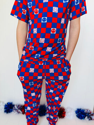 Kids Everyday Loose Patriotic Smiles Jogger & T-Shirt Set