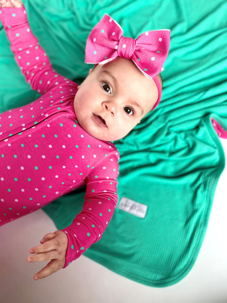 Teal Ribbed Blanket with pink polka dots